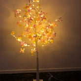 Pom Artificial Luminat cu LED-uri, Fluturi Colorați