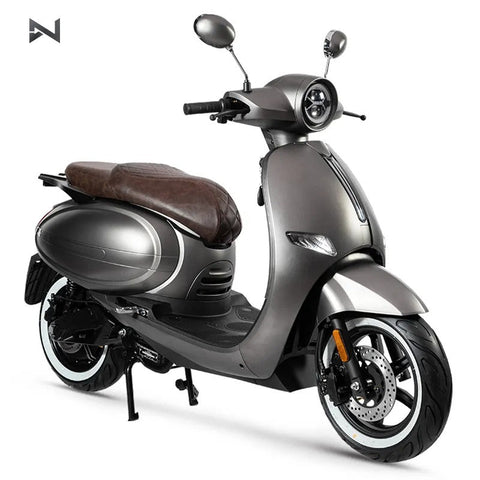 Scuterul Electric Performant N Moto cu Motor BOSCH, Autonomie Extinsă și Tehnologie de Ultimă Generație, Certificat COC și EEC, Pregătit pentru Înmatriculare VERDE