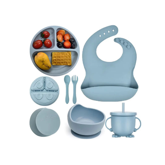 Set 6 piese din silicon fara BPA, AT PERFORMANCE®, de diversificare a hranei pentru bebelusi, 6+ luni, cu Bol, Farfurie, Cana cu pai Lingurita, Furculita, Bavetica Albastru